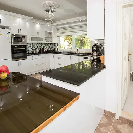 Hill Villa *